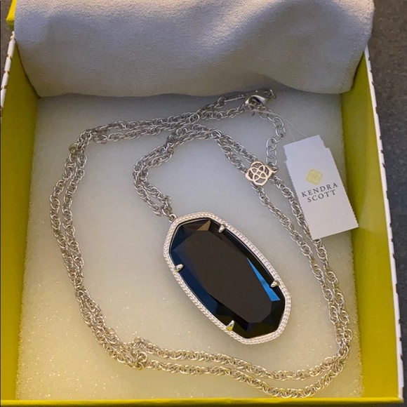 Last 1! NEW Kendra Scott Rae necklace - Picture 2 of 7